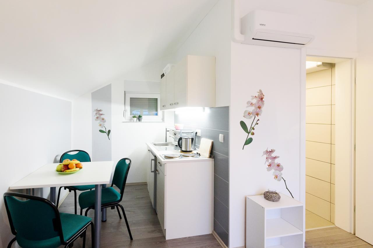 Apartmani Orhideja Gornji Karin Exterior foto